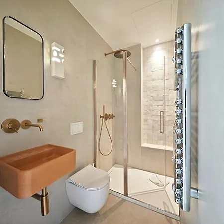 Апартаменты Viva Riviera Design And Sunny Commandant Andre